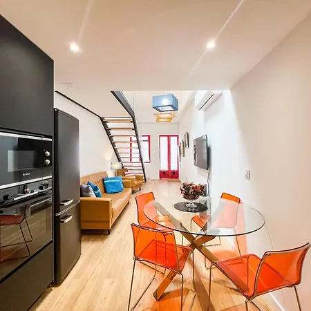 Isaura's - Cozy Little House In The Heart Of Viana *