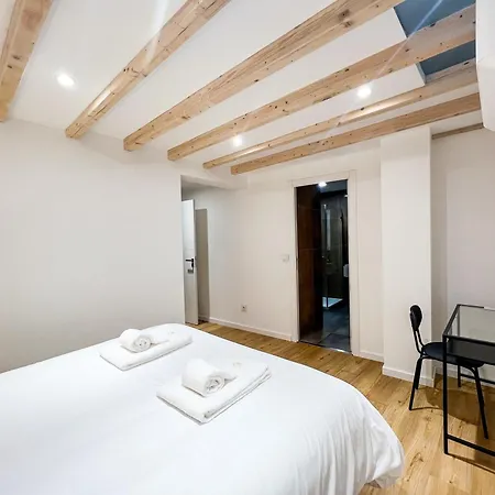 Isaura's - Cozy Little House In The Heart Of Viana Апартаменты *