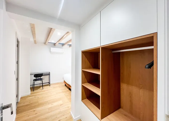 Isaura's - Cozy Little House In The Heart Of Viana Apartamento